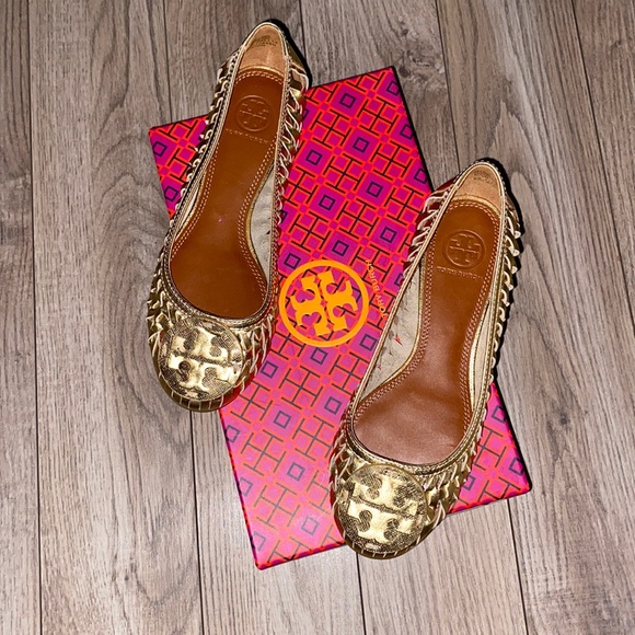 Tory Burch Shoes | Tory Burch Huarache Metallic Gold Woven Flats | Poshmark
